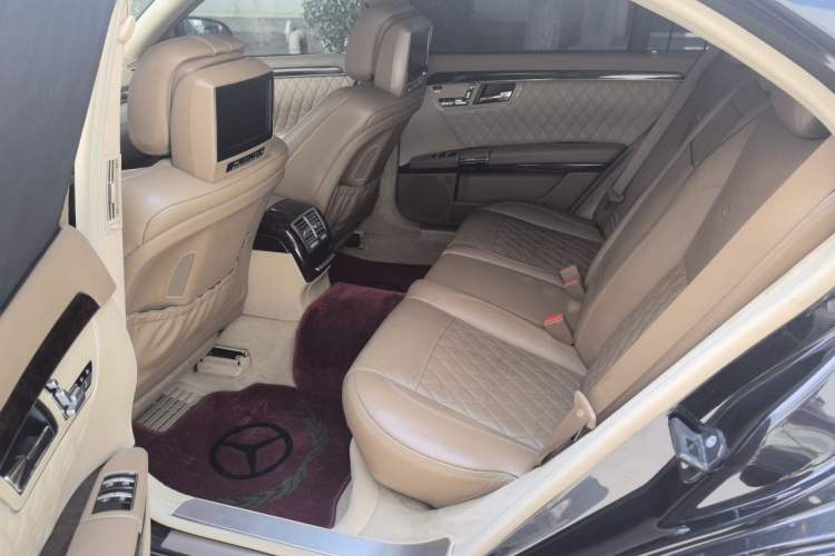 Used Mercedes-Benz S-Class AMG 2007 AMG S 65 Left Rear Seat
