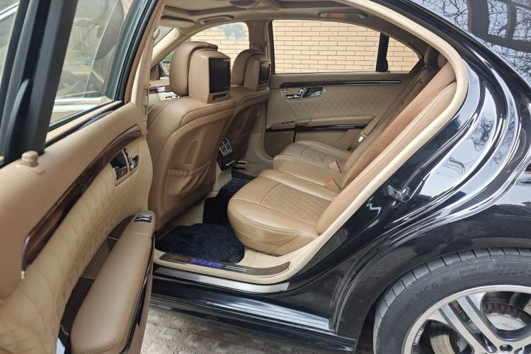 Used Mercedes-Benz S-Class AMG 2007 AMG S 65 Left Rear Seat