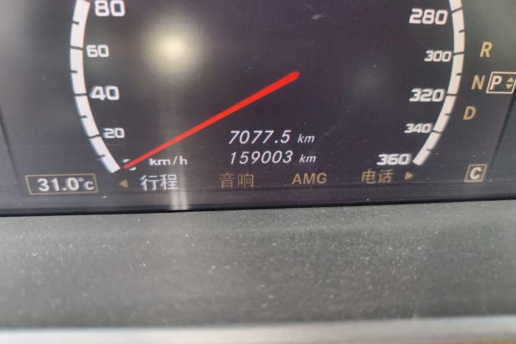 Used Mercedes-Benz S-Class AMG 2007 AMG S 65 Odometer Close Up