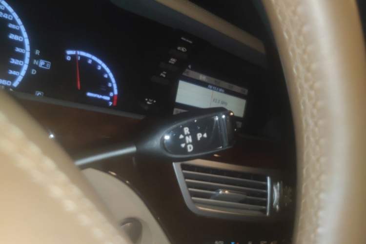 Used Mercedes-Benz S-Class AMG 2010 AMG S 65 Gear Lever
