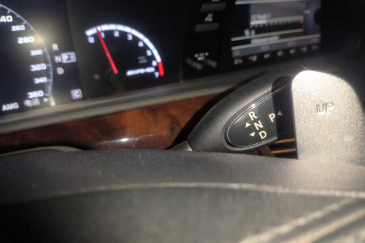 Used Mercedes-Benz S-Class AMG 2010 AMG S 65 Gear Lever