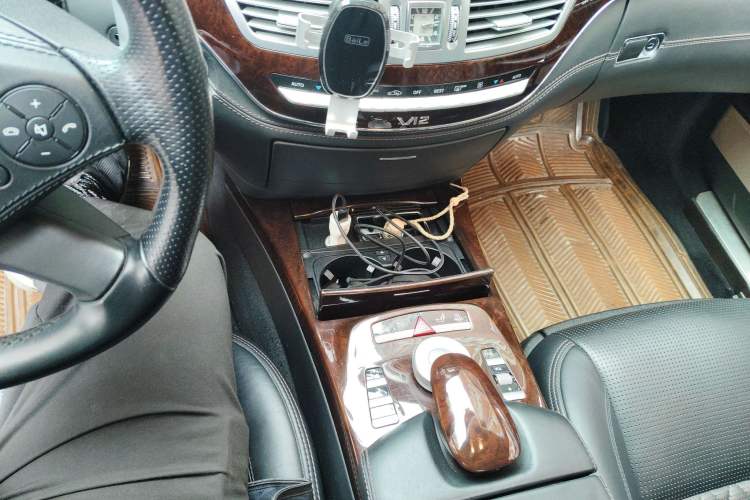 Used Mercedes-Benz S-Class AMG 2010 AMG S 65 Gear Lever