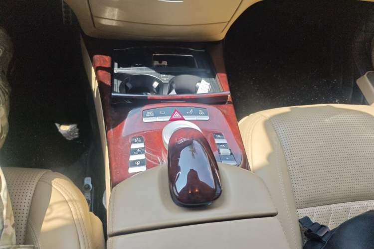 Used Mercedes-Benz S-Class AMG 2010 AMG S 65 Gear Lever