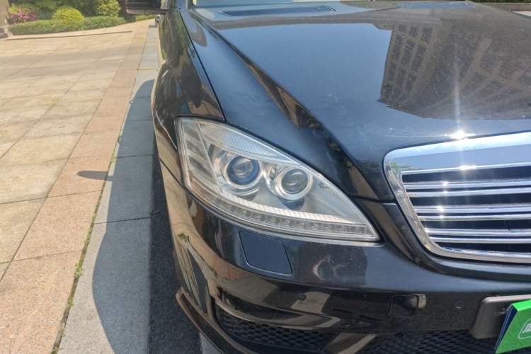 Used Mercedes-Benz S-Class AMG 2010 AMG S 65 Right Front Headlight