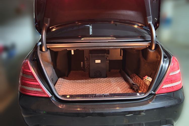 Used Mercedes-Benz S-Class AMG 2010 AMG S 65 Trunk