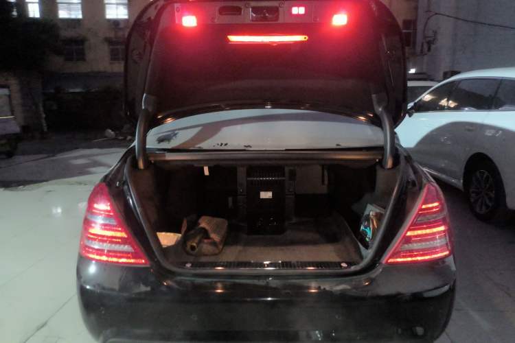 Used Mercedes-Benz S-Class AMG 2010 AMG S 65 Trunk