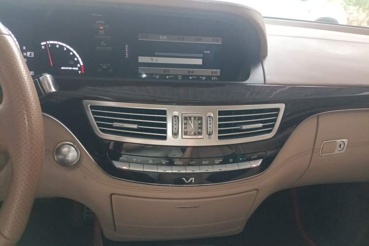 Used Mercedes-Benz S-Class AMG 2013 AMG S 65 L Grand Edition Audio And AC Panel