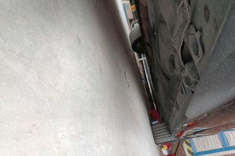 Used Mercedes-Benz S-Class AMG 2013 AMG S 65 L Grand Edition Chassis Front Left