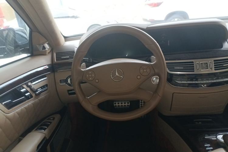 Used Mercedes-Benz S-Class AMG 2013 AMG S 65 L Grand Edition Steering Wheel