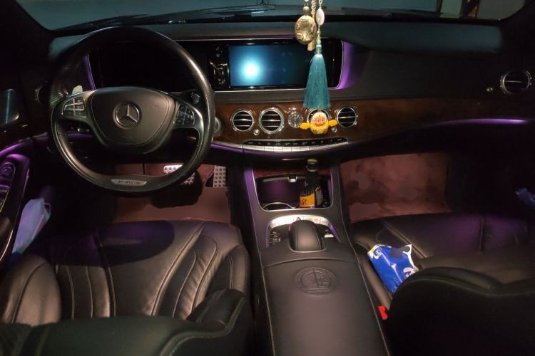 Used Mercedes-Benz S-Class AMG 2014 AMG S 63 L 4MATIC Center Console