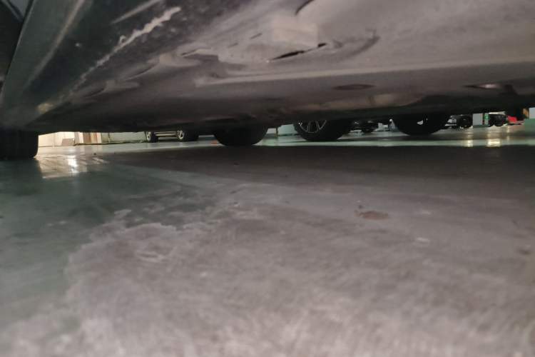 Used Mercedes-Benz S-Class AMG 2014 AMG S 63 L 4MATIC Chassis Rear Left