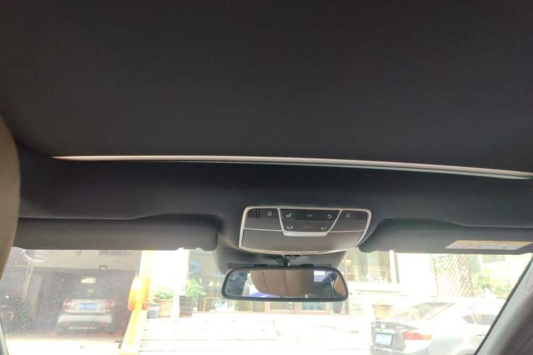 Used Mercedes-Benz S-Class AMG 2014 AMG S 63 L 4MATIC Headliner