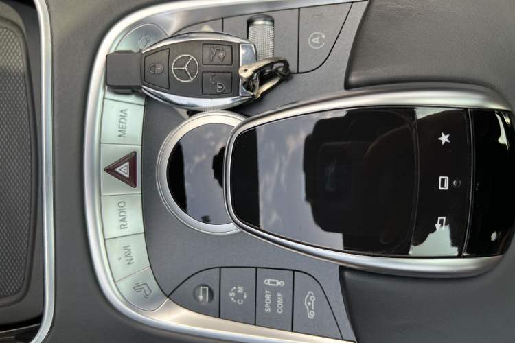 Used Mercedes-Benz S-Class AMG 2014 AMG S 63 L 4MATIC Interior 10