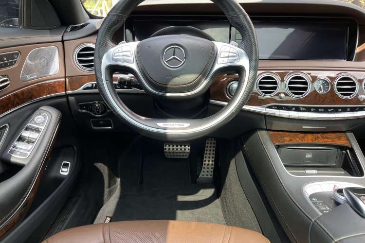 Used Mercedes-Benz S-Class AMG 2014 AMG S 63 L 4MATIC Interior 6
