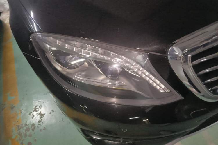 Used Mercedes-Benz S-Class AMG 2014 AMG S 63 L 4MATIC Right Front Headlight