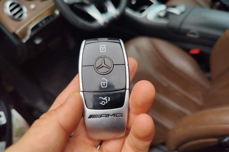 Used Mercedes-Benz S-Class AMG 2014 AMG S 63 L 4MATIC Vehicle Key