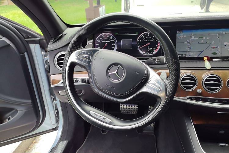 Used Mercedes-Benz S-Class AMG 2014 AMG S 63 L 4MATIC Steering Wheel