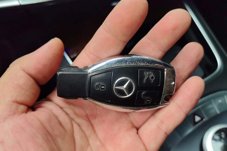 Used Mercedes-Benz S-Class AMG 2014 AMG S 63 L 4MATIC Vehicle Key