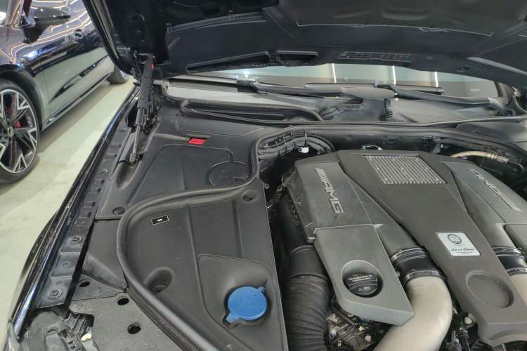 Used Mercedes-Benz S-Class AMG 2015 AMG S 63 L 4MATIC Engine Bay Right