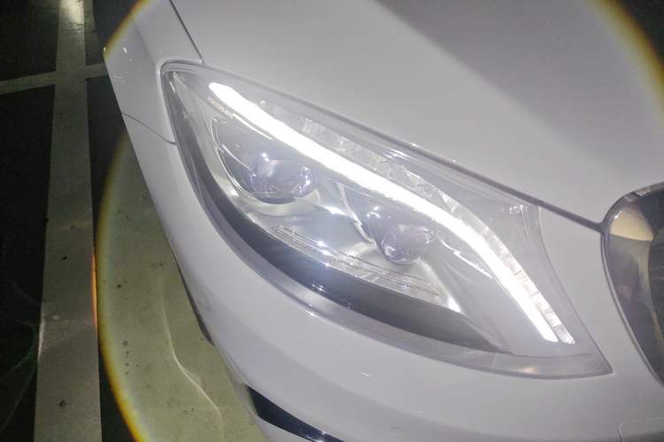 Used Mercedes-Benz S-Class AMG 2015 AMG S 63 L 4MATIC Right Front Headlight