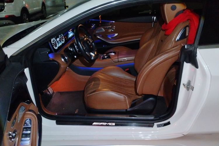 Used Mercedes-Benz S-Class AMG 2015 AMG S 63 4MATIC Coupe Driver Seat