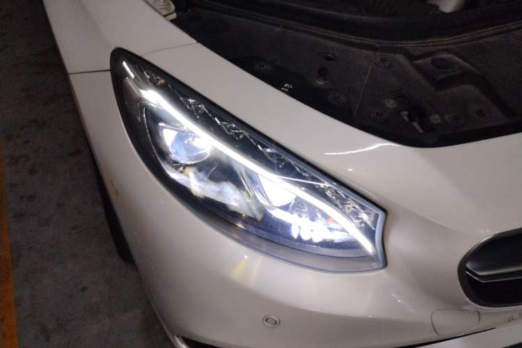 Used Mercedes-Benz S-Class AMG 2015 AMG S 63 4MATIC Coupe Right Front Headlight