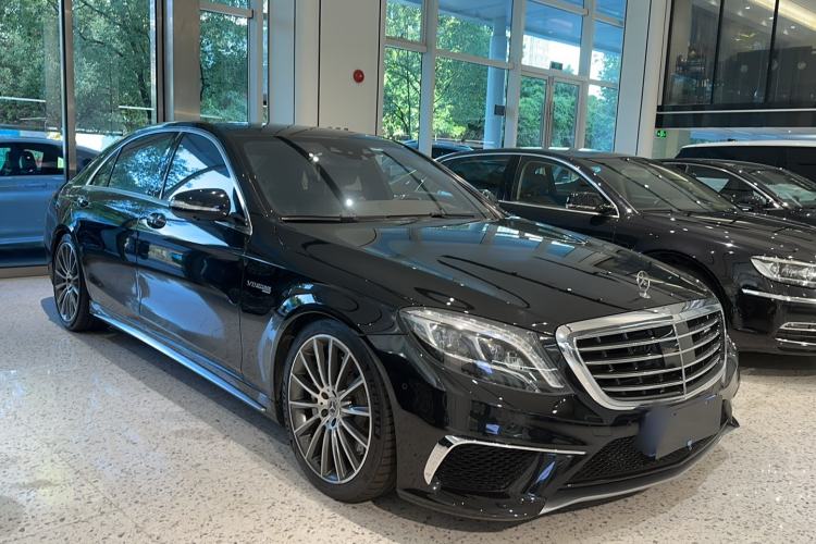 Used Mercedes-Benz S-Class AMG 2016 AMG S 63 L 4MATIC Exterior 2