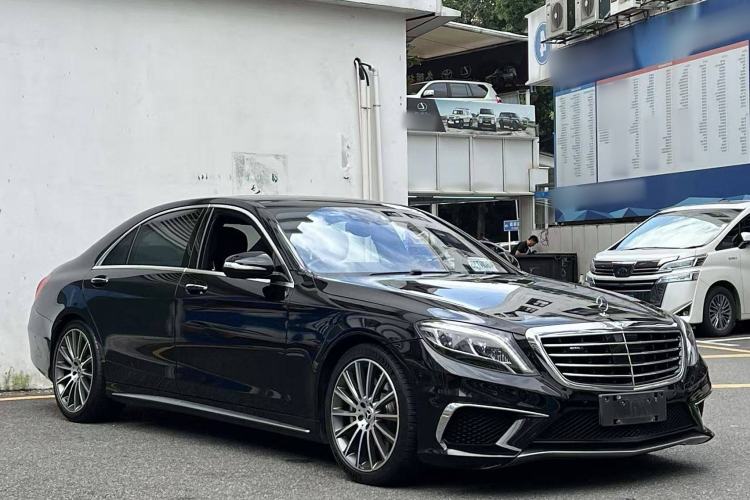 Used Mercedes-Benz S-Class AMG 2016 AMG S 63 L 4MATIC Exterior 2