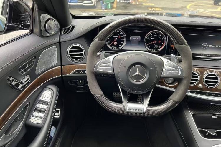 Used Mercedes-Benz S-Class AMG 2016 AMG S 63 L 4MATIC Interior 2