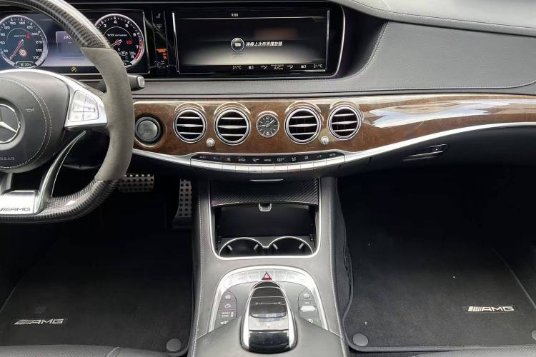 Used Mercedes-Benz S-Class AMG 2016 AMG S 63 L 4MATIC Interior 3