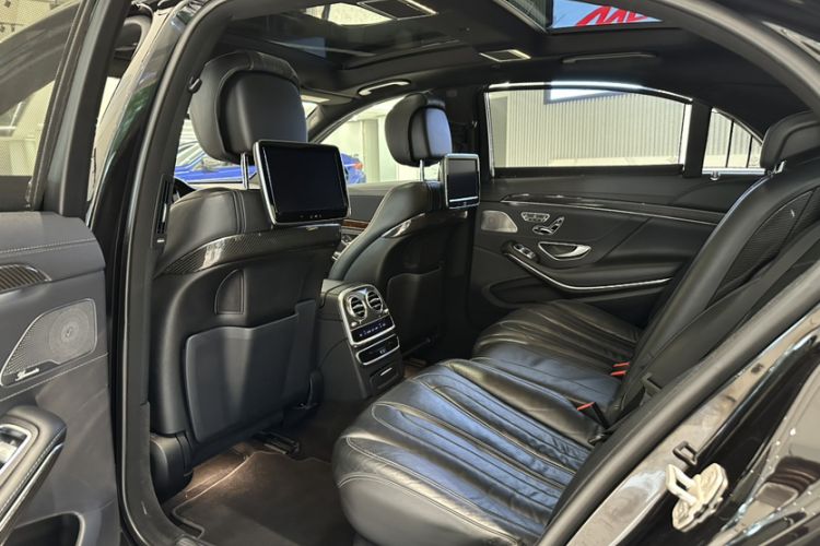 Used Mercedes-Benz S-Class AMG 2016 AMG S 63 L 4MATIC Interior 7
