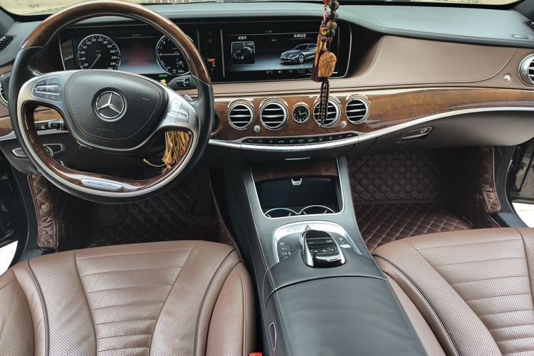 Used Mercedes-Benz S-Class New Energy 2016 S 500 e L Center Console