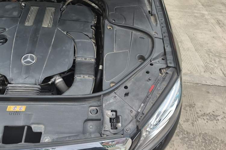Used Mercedes-Benz S-Class New Energy 2016 S 500 e L Engine Bay Left