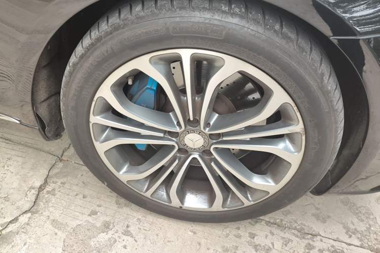 Used Mercedes-Benz S-Class New Energy 2016 S 500 e L Right Front Wheel Hub