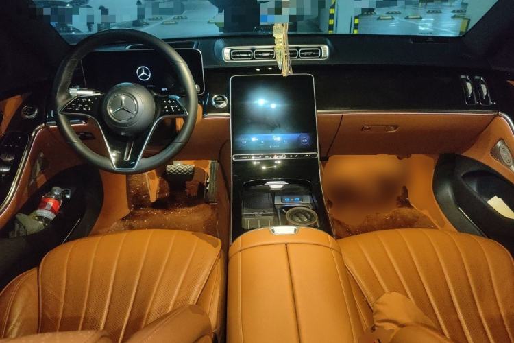 Used Mercedes-Benz S-Class New Energy 2023 S 450 e L Plug-in Hybrid Sedan Center Console
