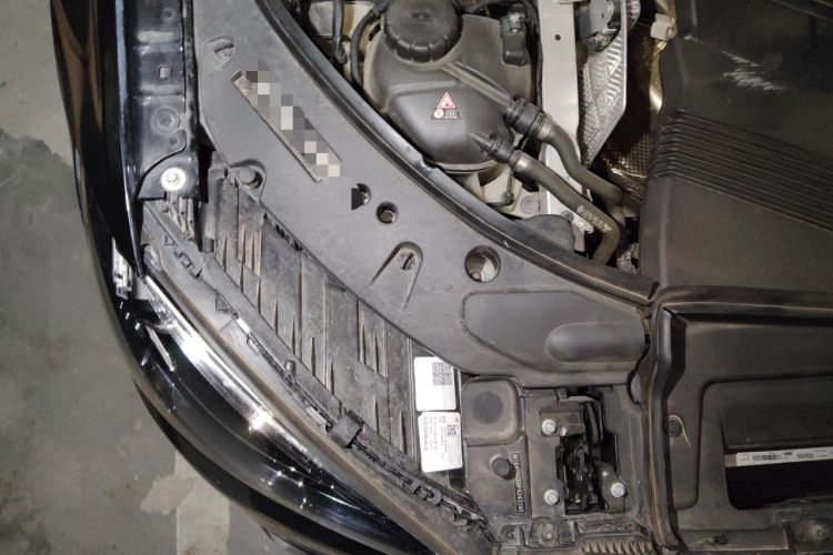 Used Mercedes-Benz S-Class New Energy 2023 S 450 e L Plug-in Hybrid Sedan Engine Bay Right