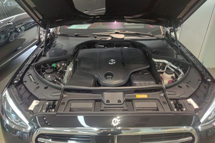 Used Mercedes-Benz S-Class New Energy 2023 S 450 e L Plug-in Hybrid Sedan Engine Bay