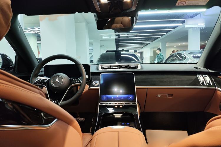 Used Mercedes-Benz S-Class New Energy 2023 S 450 e L Plug-in Hybrid Sedan Interior 1