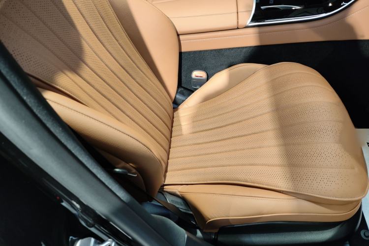 Used Mercedes-Benz S-Class New Energy 2023 S 450 e L Plug-in Hybrid Sedan Interior 6