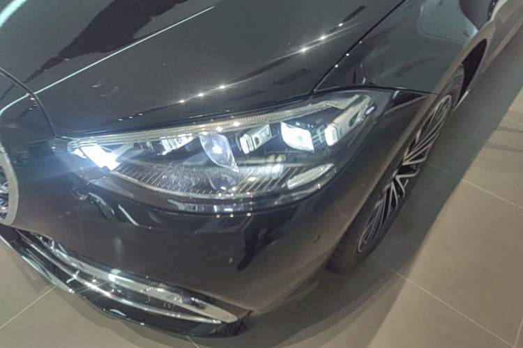 Used Mercedes-Benz S-Class New Energy 2023 S 450 e L Plug-in Hybrid Sedan Left Front Headlight