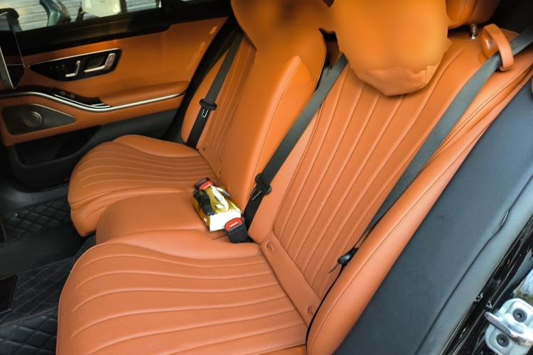 Used Mercedes-Benz S-Class New Energy 2023 S 450 e L Plug-in Hybrid Sedan Left Rear Seat