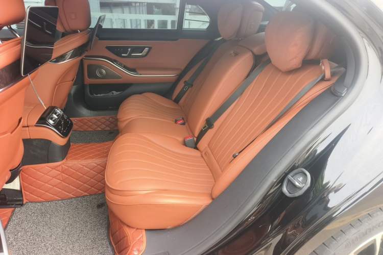 Used Mercedes-Benz S-Class New Energy 2023 S 450 e L Plug-in Hybrid Sedan Left Rear Seat