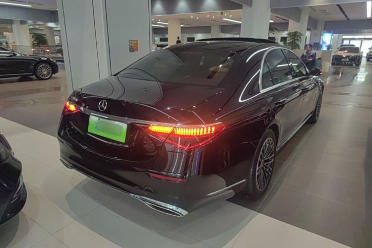 Used Mercedes-Benz S-Class New Energy 2023 S 450 e L Plug-in Hybrid Sedan Rear Right 45 Deg