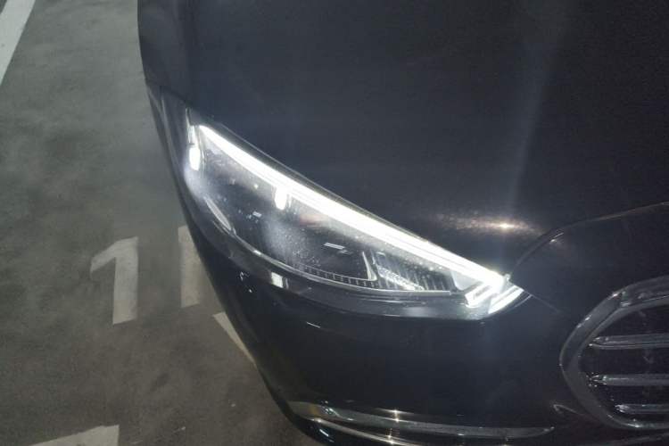 Used Mercedes-Benz S-Class New Energy 2024 S 450 e L Plug-in Hybrid Sedan Right Front Headlight