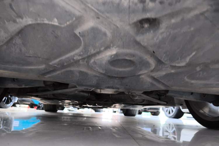 Used Mercedes-Benz SL-Class 2011 SL 350 Grand Edition Chassis Rear