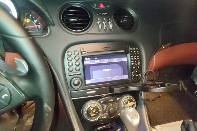 Used Mercedes-Benz SL-Class 2011 SL 350 Grand Edition Audio And AC Panel