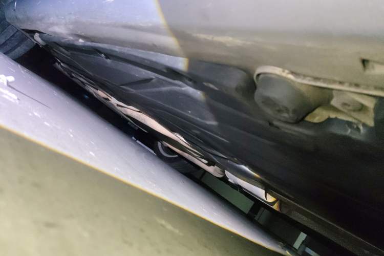 Used Mercedes-Benz SL-Class 2011 SL 350 Grand Edition Chassis Front Left