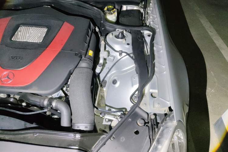 Used Mercedes-Benz SL-Class 2011 SL 350 Grand Edition Engine Bay Left