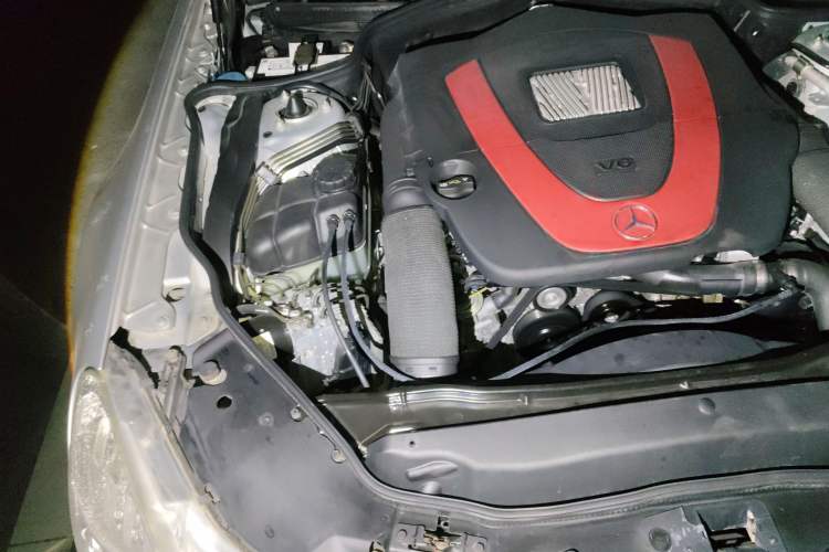 Used Mercedes-Benz SL-Class 2011 SL 350 Grand Edition Engine Bay Right