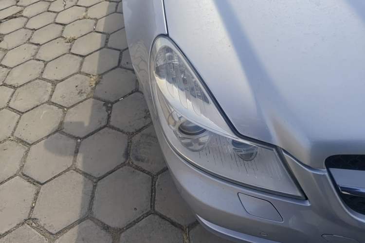 Used Mercedes-Benz SL-Class 2011 SL 300 Grand Edition Right Front Headlight
